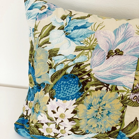 Vintage Floral Throw Pillow - Picture 5 of 5